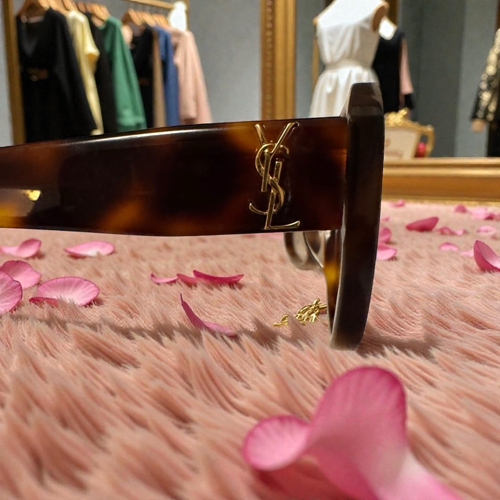 Saint Laurent Tortoise Shell Sunglasses - Picture 6 of 11